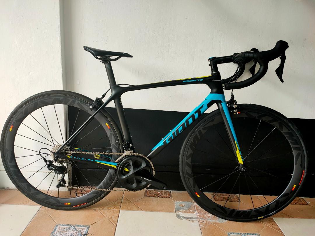 Giant tcr adv carbon, custom bulid, M 