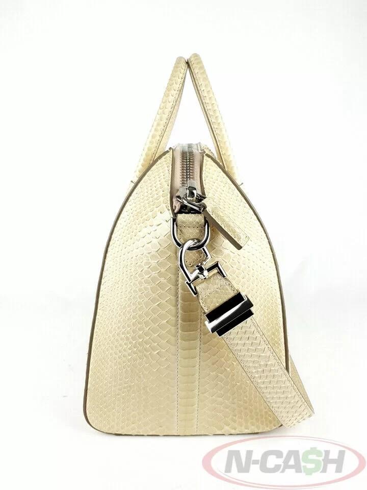 Bag Pawnshop Philippines - Givenchy Antigona Medium Beige Python Leather (Category: Luxury Bags & Wallets) located in Quezon City. Submitted by luxury_by_n-cash (Listing ID 1149633400, Image 3). Description: N-Cash Pawnshop "Instant Cash for Bags, Watches, Cars, and Electronics" https://www.ncash-pawnshop-philippines.com/ Givenchy Antigona Medium Beige Python Leather Bag Brand: GIVENCHY Measures: 13″ L x 11″ H x 8″ D (approx) Excellent condition 
