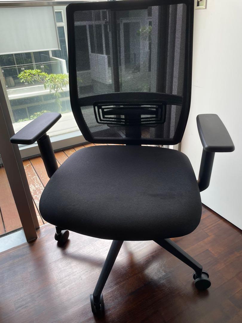 HAWORTH ALOHA EASY CHAIR, Furniture & Home Living, Furniture, Chairs on