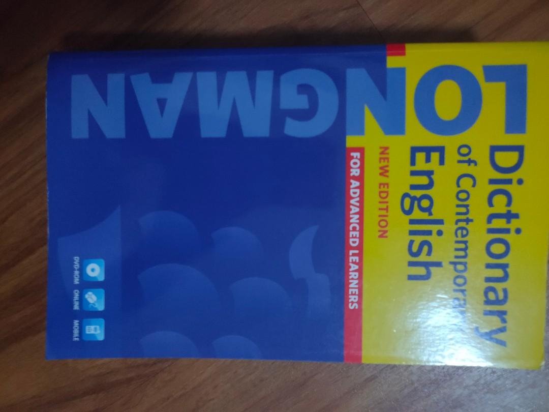 Items (Category: Hair) located in Singapore. Submitted by nice88_ (Listing ID 1149796804, Image 6). Description: Everything at $2 All are usable and good condition Pic 5 : 5books for $7. Meet up.