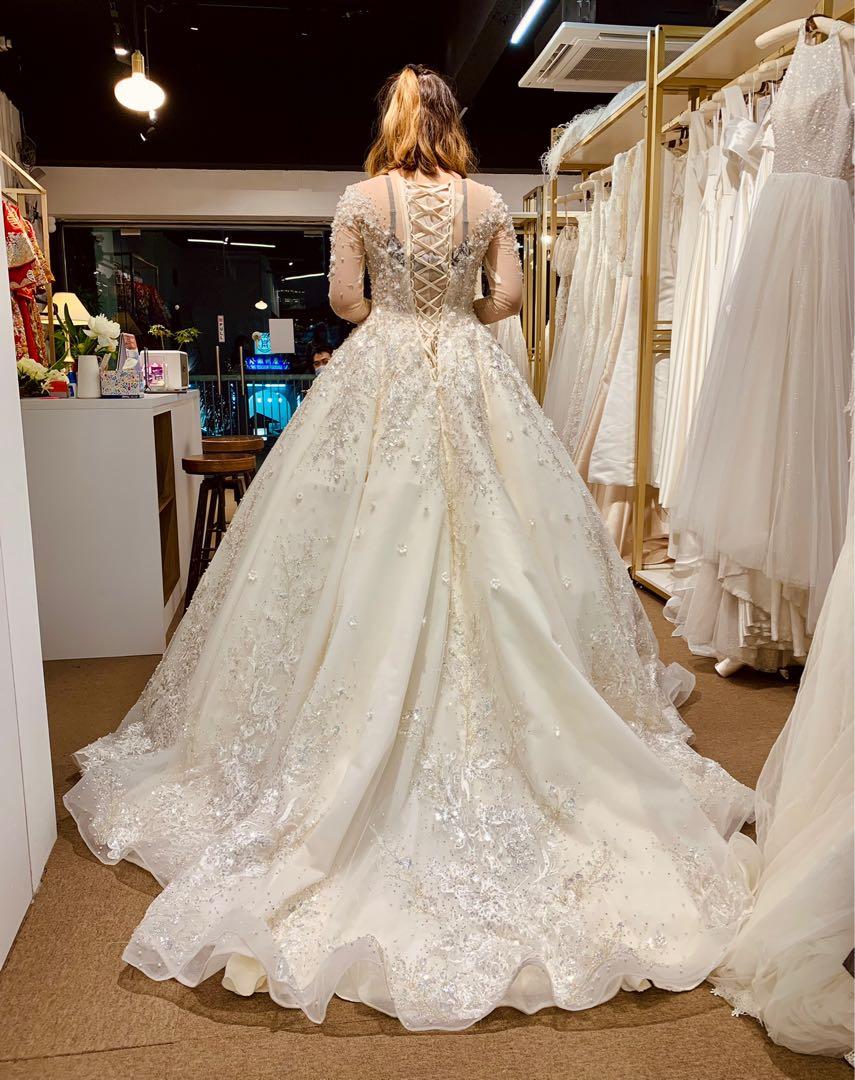 Ivory Long sleeves Luxury Wedding Gown Women s Fashion Dresses