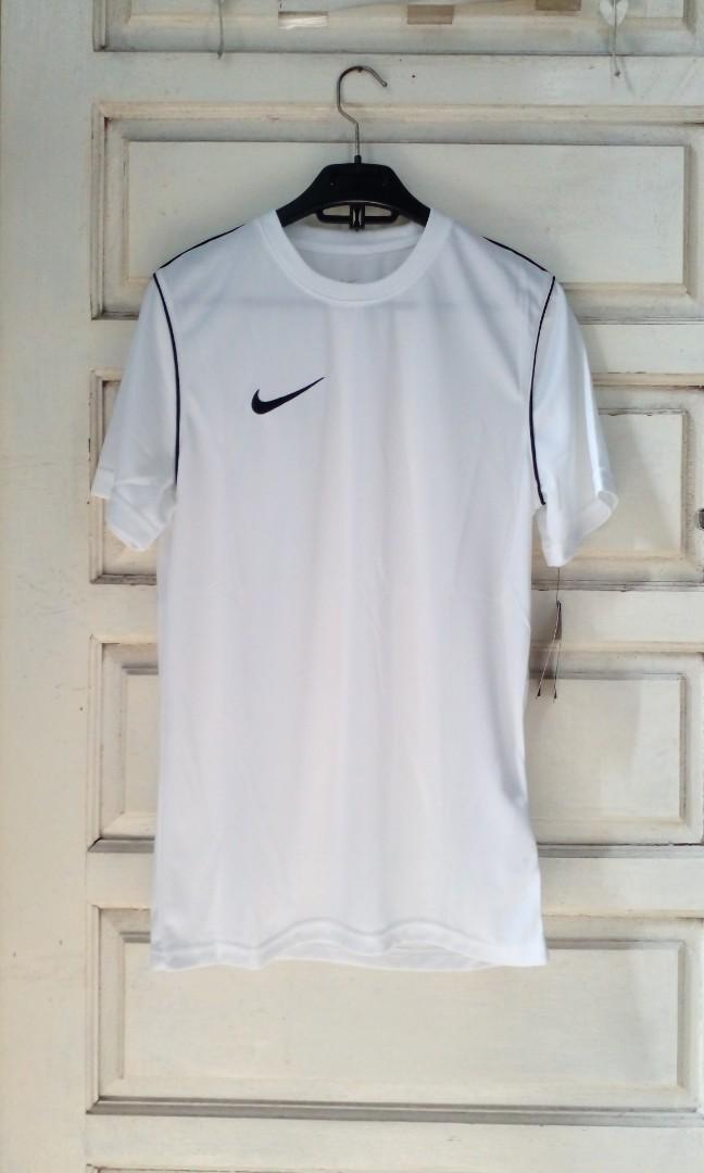 Baju olah raga JERSEY PUTIH Nike ORIGINAL Olah Raga Baju Olahraga di Carousell