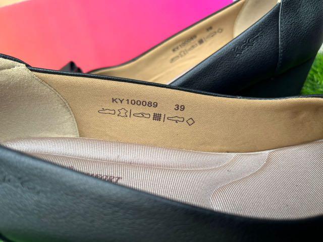 Kickers Heels