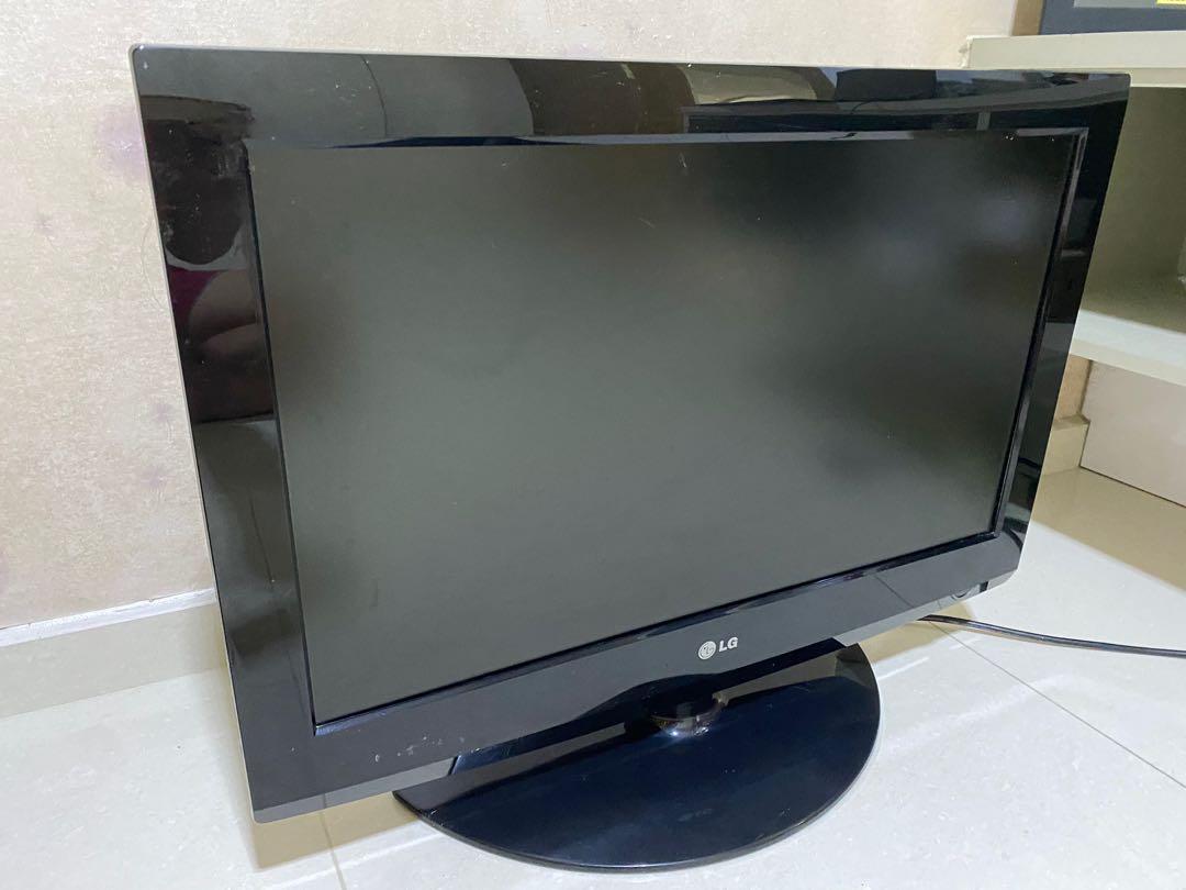 LG 26 inch, TV & Home Appliances, TV & Entertainment, TV on Carousell
