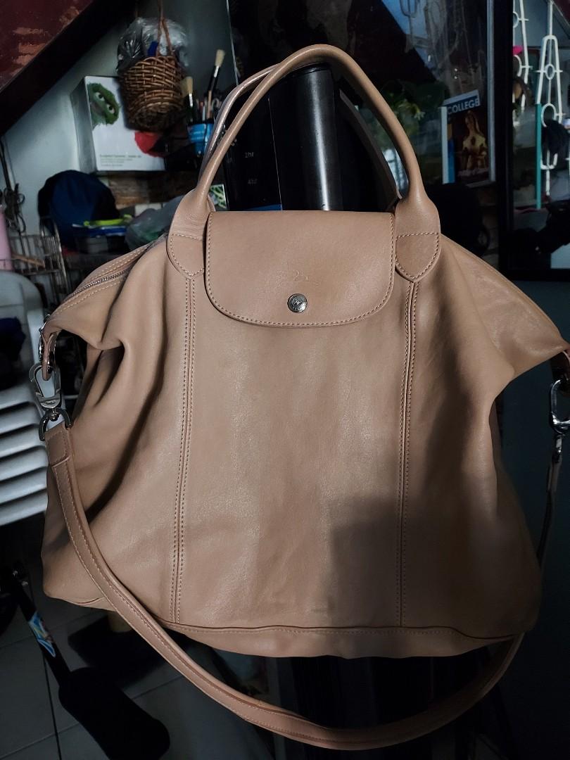 Longchamp Leather Sling Bag Preloved Condition RMXXX  www.wasap.my/60124330090 华语 : - Valise La'Bel - Penang Authentic New &  Preloved Branded Luxury Bags