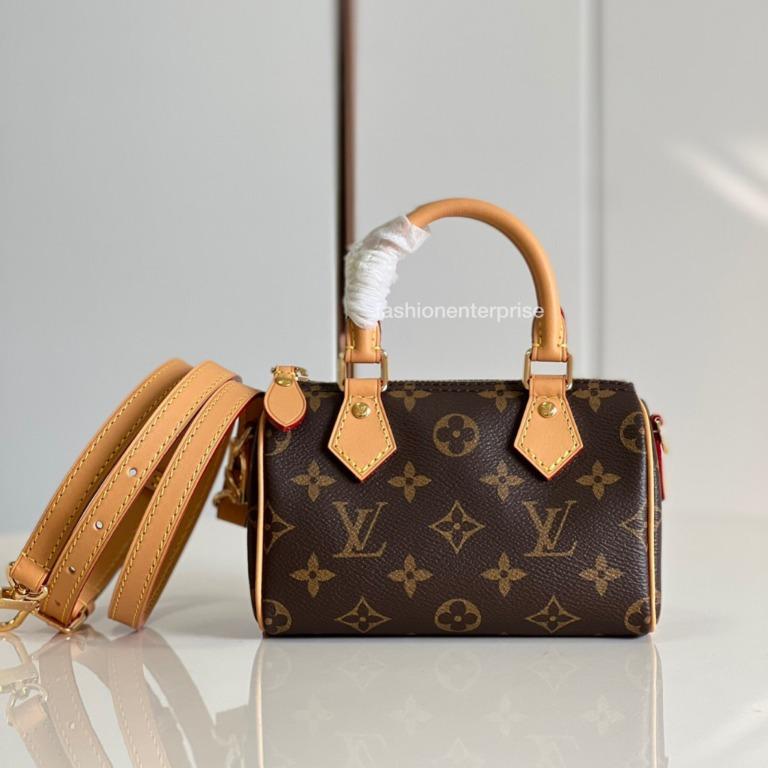 Louis Vuitton speedy size 20, Women's Fashion, Bags & Wallets, Purses &  Pouches on Carousell
