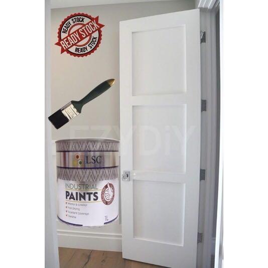 Matt white clearance paint for wood
