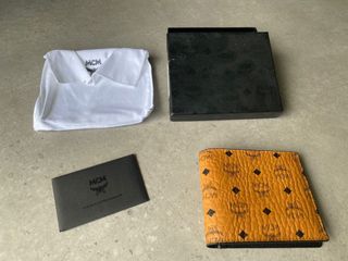 （分類：）位於 。 由 hkpopman 提交（商品編號 1149642216，圖片 1）。簡介： 。