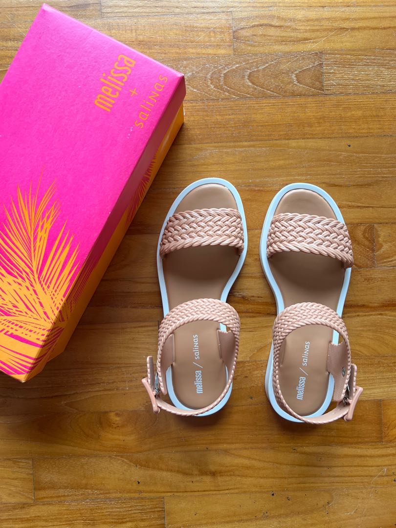 Melissa salinas mar discount sandal