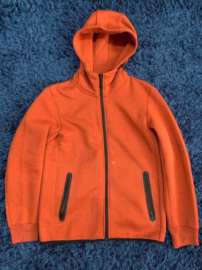 Mens Uniqlo Full Zip Long Sleeve Hoodie Men s Fashion Coats Jackets and Outerwear on Carousell