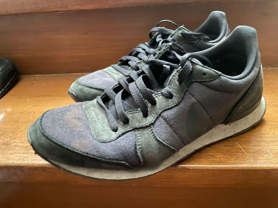 Nike Internationalist Black (Category: Sneakers) located in Manila. Submitted by rain_manoy (Listing ID 1149693934, Image 1). Description: Size 10.5 Guaranteed authentic Rfs: decluttering MOP: gcash, BDO Can still be used. .
