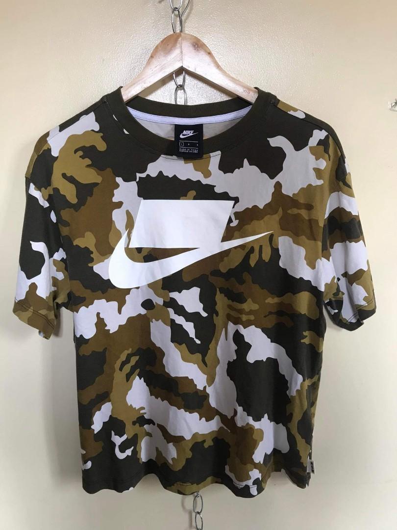 Nike nsw camou shirt, Men's Fashion 