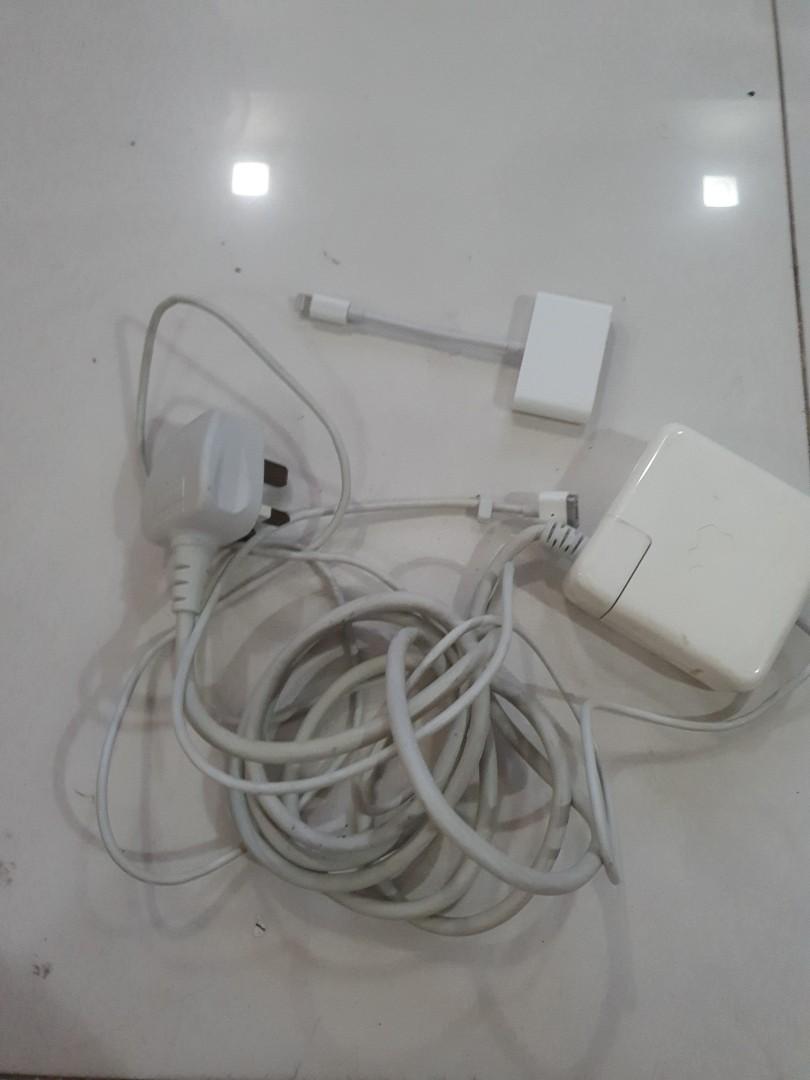 Old Macbook charger (MagSafe), Computers & Tech, Parts & Accessories