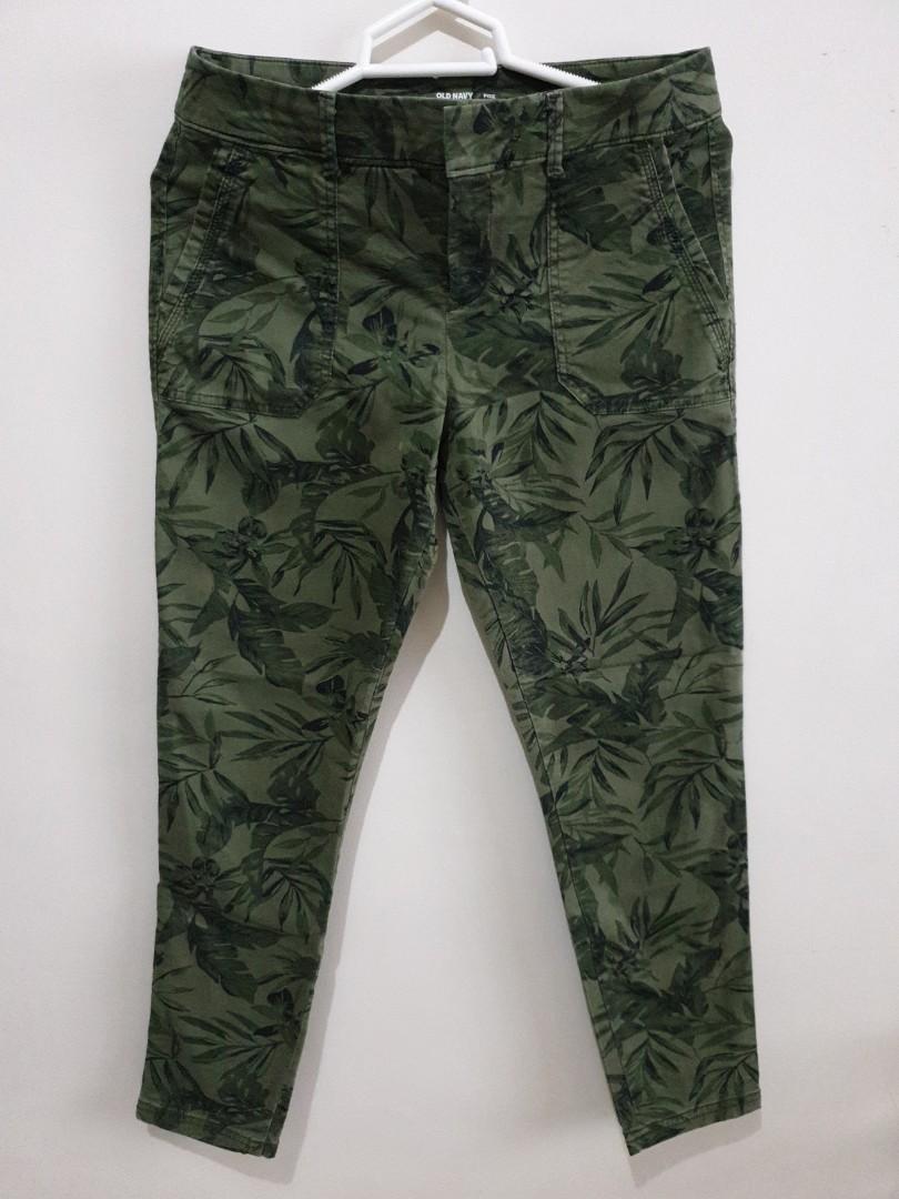 Old navy camouflage pants, Women's Fashion, Bottoms, Other Bottoms on