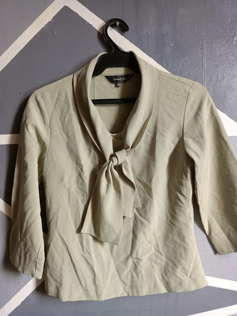 Olive green blouse (Category: Blouses) located in Caloocan City. Submitted by glstrd (Listing ID 1149703097, Image 1). Description: used once XS-Small No WW.