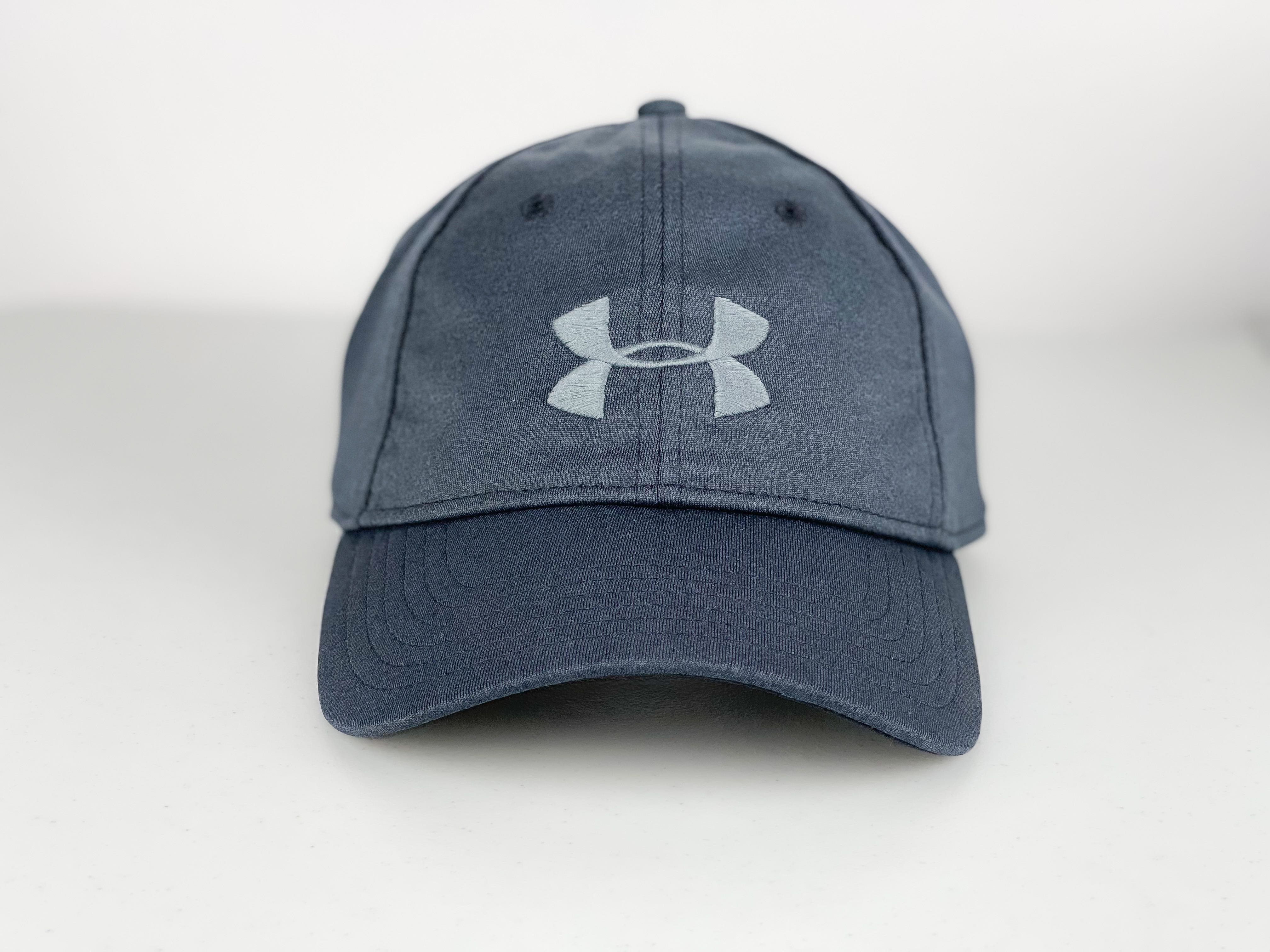 Under Armour, Accessories, Mens Under Armor Logo Baseball Cap Fitted Osfa  Youth Heat Gear Black