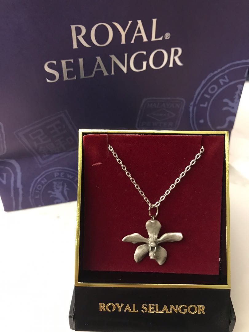 Royal selangor clearance necklace