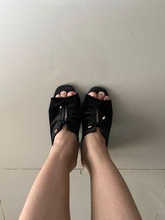 Sepatu Heels