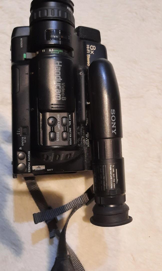 SONY HANDYCAM 8, Photography, Video Cameras on Carousell