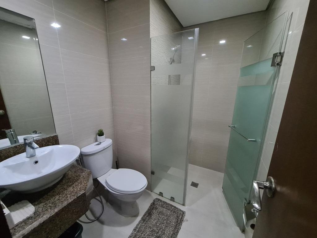 Studio typeFully furnished Condo for Sale, Eastwood Legrand 3, QC