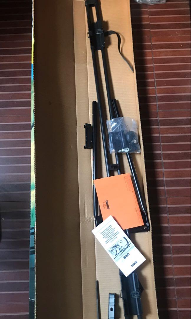 Unused Thule 566 Bike Rack Roof Rack Sports Equipment Bicycles