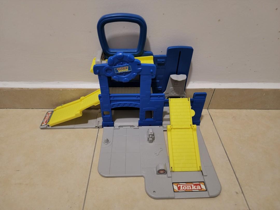 Tonka chuck's garage clearance