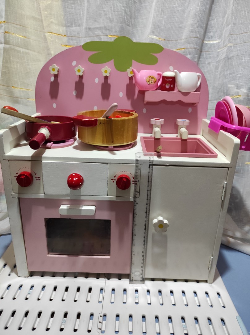 Wooden strawberry kitchen set, Hobbies & Toys, Toys & Games on Carousell