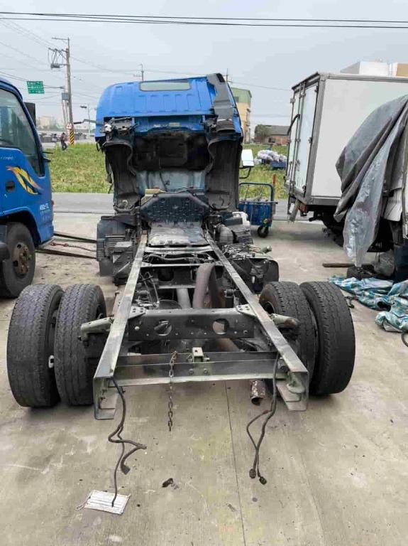 零件車中華三菱fuso 堅達五期零件拆賣 汽機車零配件在旋轉拍賣