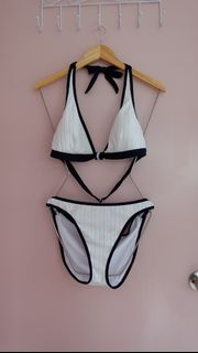 (Category: ) located in . Submitted by alesandring (Listing ID 1149933068, Image 1). Description: .