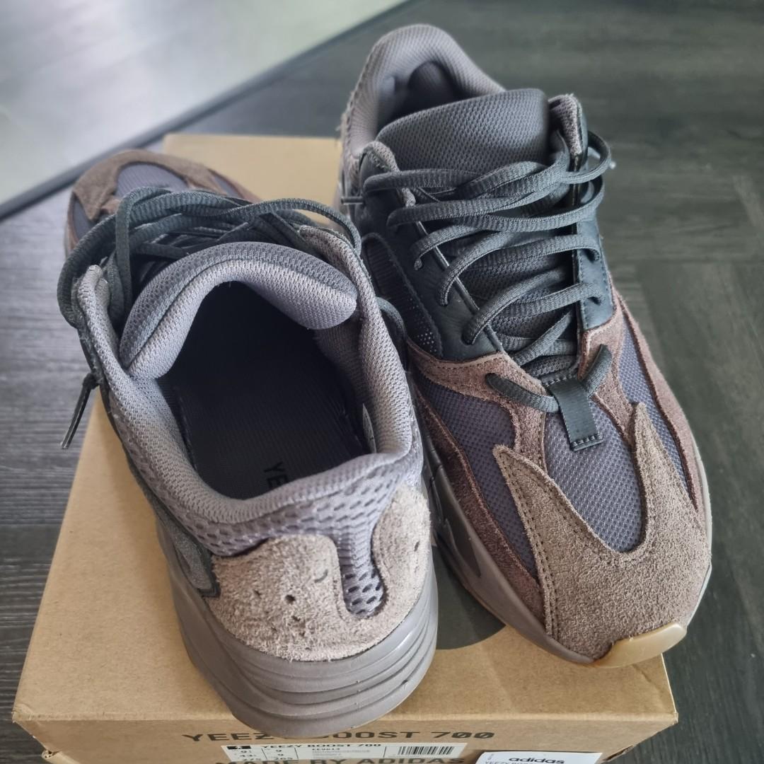 Mauve yeezy boost 700 online