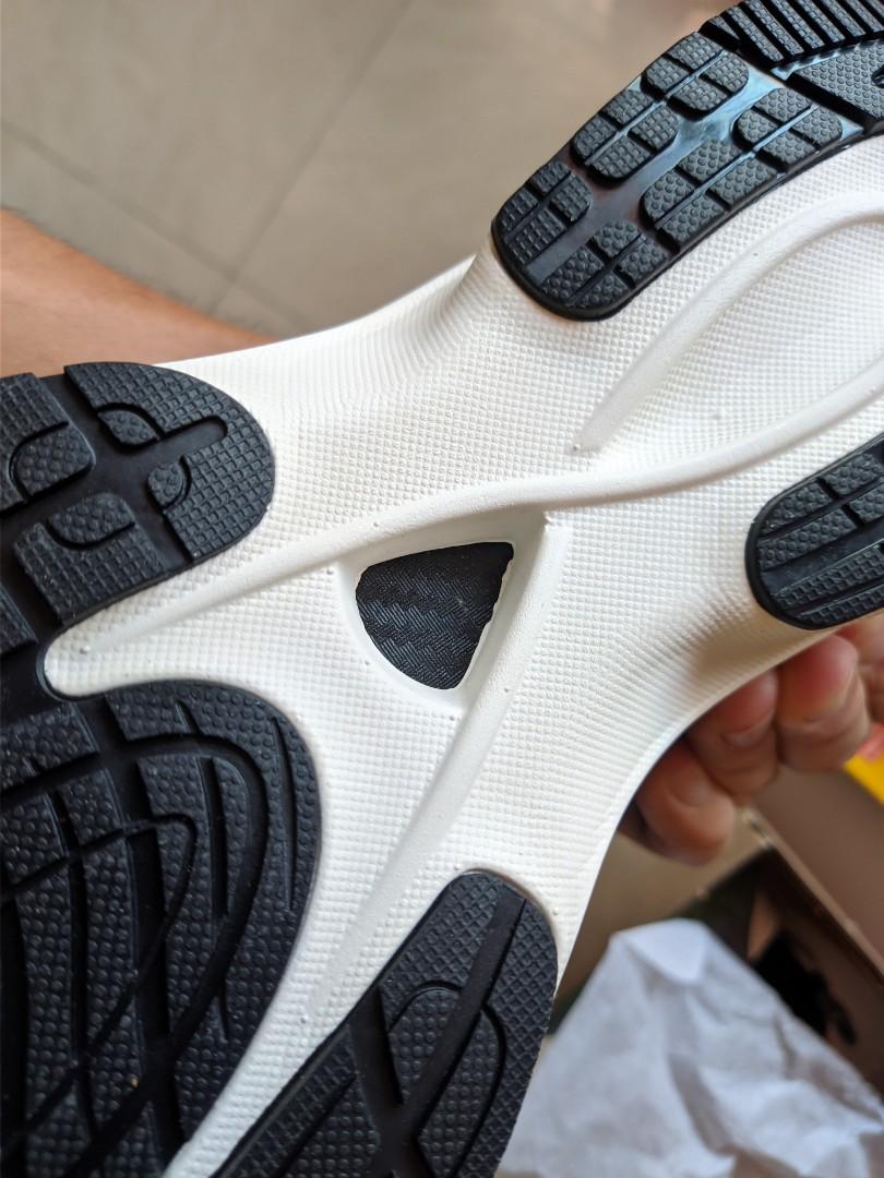 Anta Running Shoe with Carbon Plate US 10, Men's Fashion, Footwear, Casual shoes on Carousell