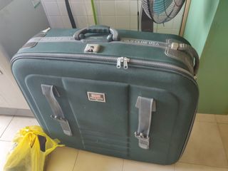 (Category: ) located in . Submitted by krishkarthik1807 (Listing ID 1149878305, Image 1). Description: .