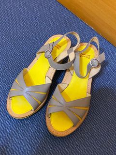 （分類：）位於 。 由 luyeung 提交（商品編號 1149974983，圖片 1）。簡介： 。