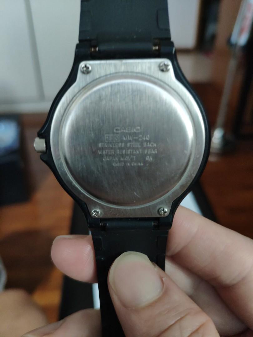 Casio retro online water resistant