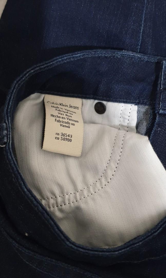Celana jeans Calvin Kleins navy Sz 28 