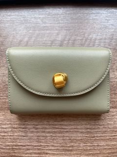 （分類：）位於 。 由 hyy_n 提交（商品編號 1149875831，圖片 1）。簡介： 。