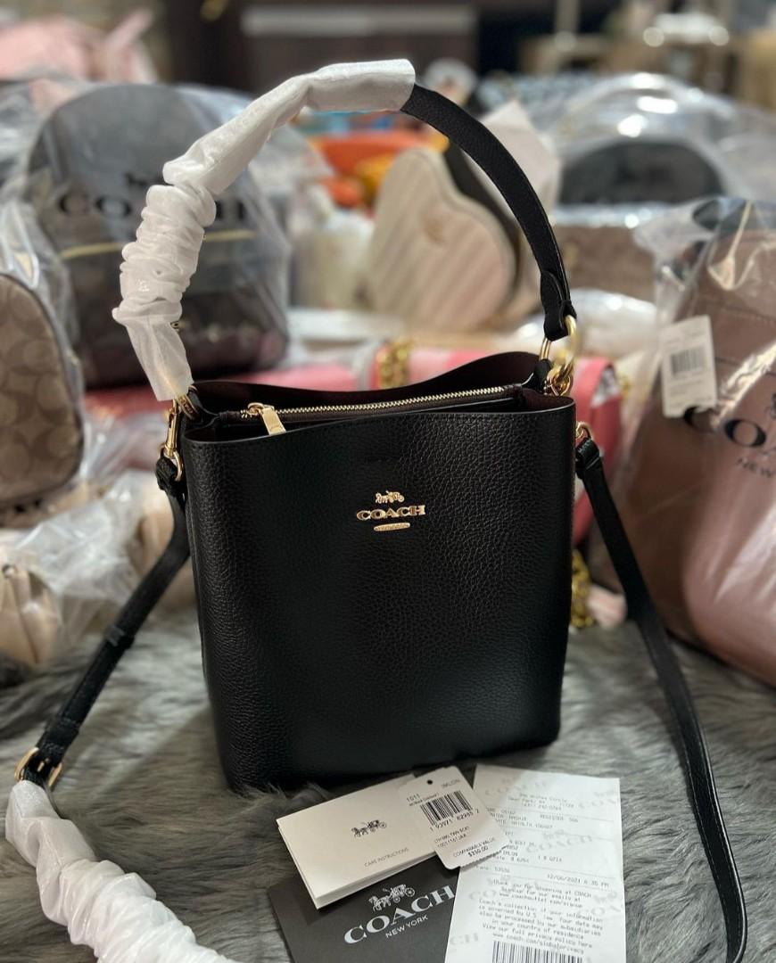 Coach Small Town Bucket Bag in Plain Black, Women's Fashion, Bags &  Wallets, Cross-body Bags on Carousell