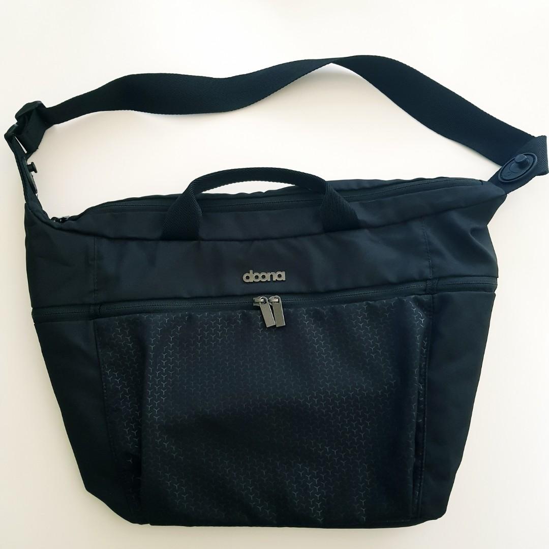 DOONA ALL DAY BAG HUGE AND SPACIOUS SAFE TO USE WITH DOONA