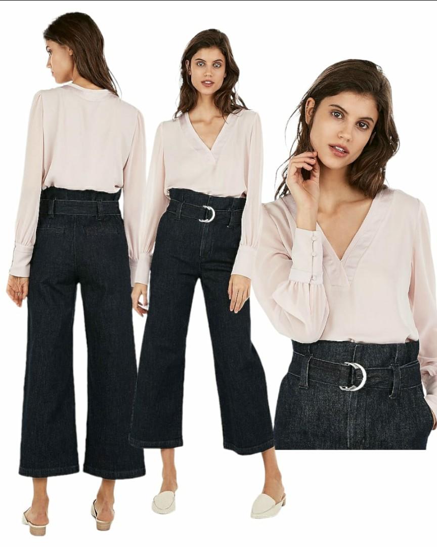 Express pastel truffle sleeve v-neck 
