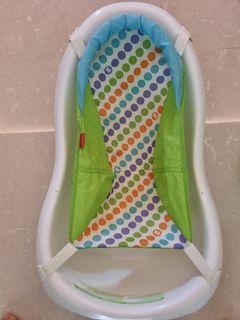 Free - Fisher-price sling n seat  baby bathtub