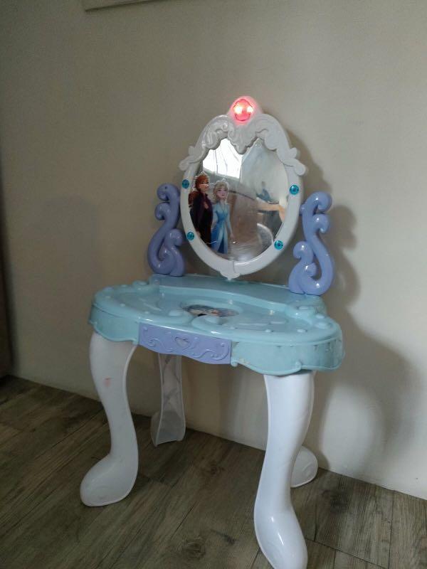 Frozen Elsa Vanity Table, Babies & Kids, Baby Nursery & Kids Furniture