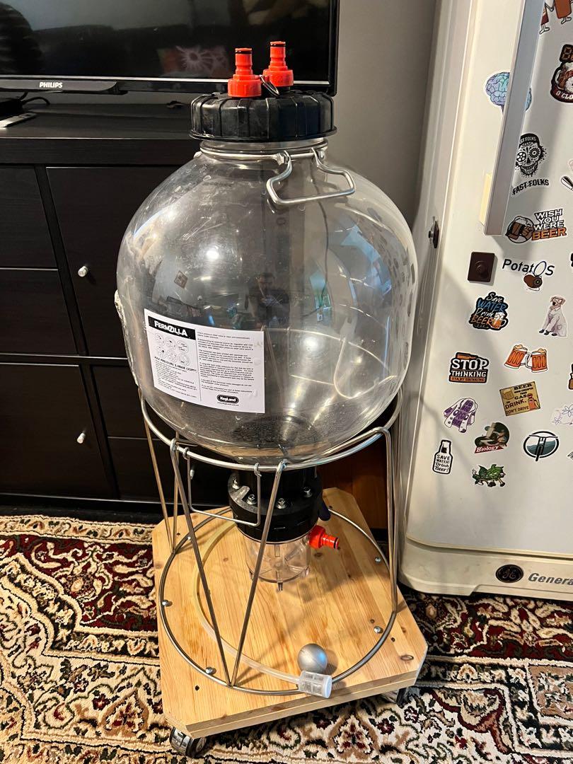 Homebrew Kegerator, Fermzilla conical Fermenter, custom trolley, wifi
