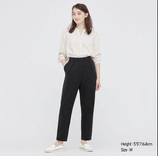 *Instock* Uniqlo Women Stretch Double Face Tapered Pants