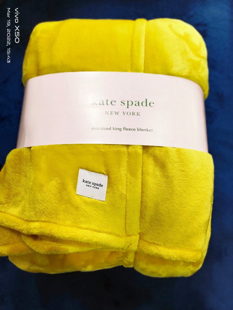 Arriba 81+ imagen kate spade king size fleece blanket Thptnganamst.edu.vn