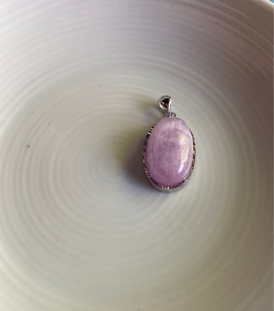 kunzite pendant