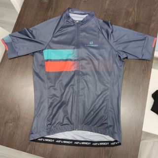 （分類：）位於 。 由 chunwing41 提交（商品編號 1149947779，圖片 1）。簡介： 。