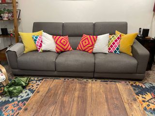 (Category: ) located in . Submitted by richaahuja (Listing ID 1149807593, Image 1). Description: .