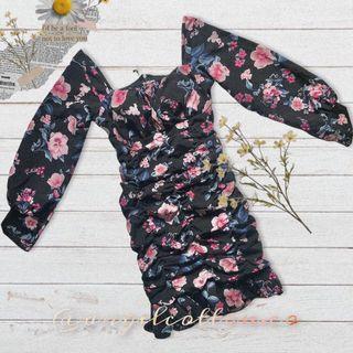 Longsleeve floral bodycon dress