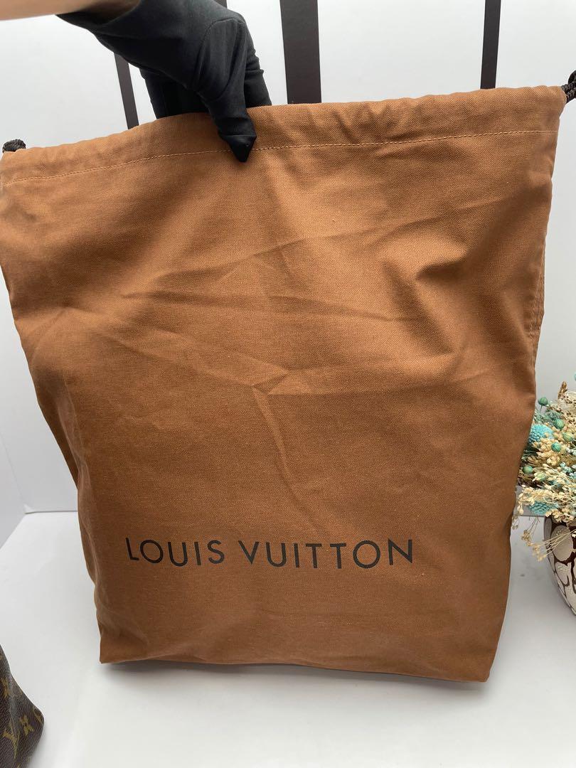 Rei Kawakubo's @LouisVuitton monogram bag from the (WGSN Tumblr