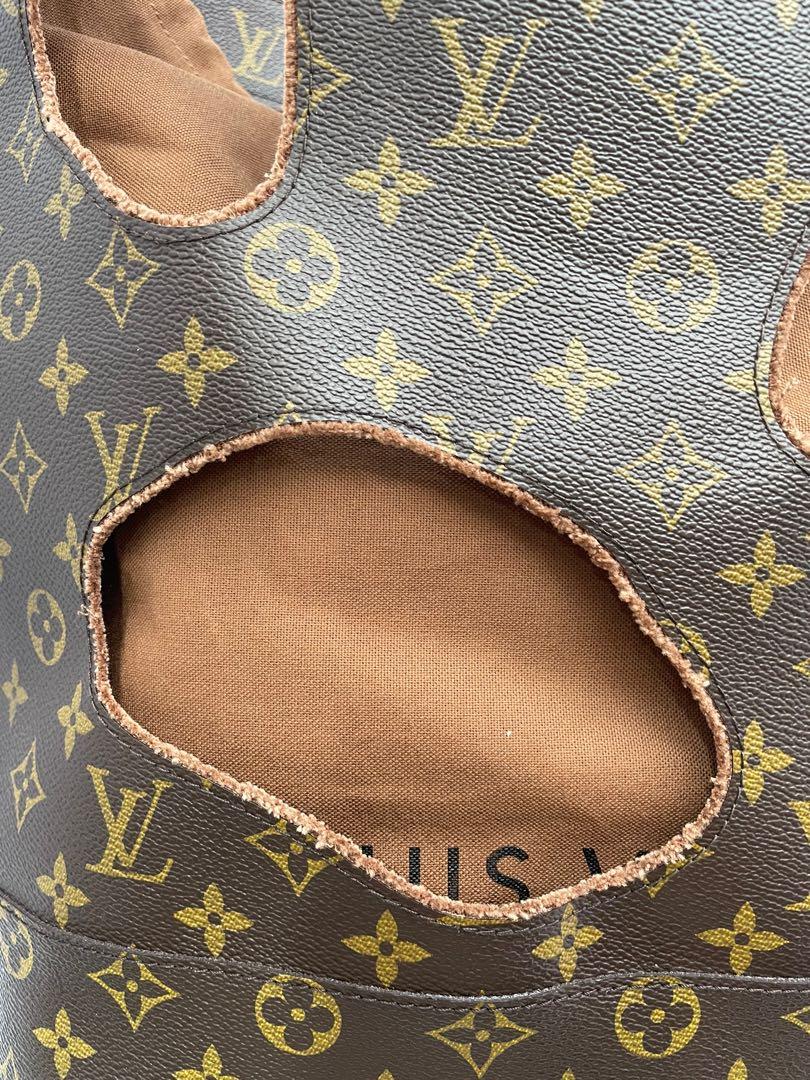 Louis Vuitton x Rei Kawakubo Bag with Holes in Monogram 🛒Not